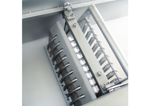 QP6095-3.fw.png QP6095-3.fw.png